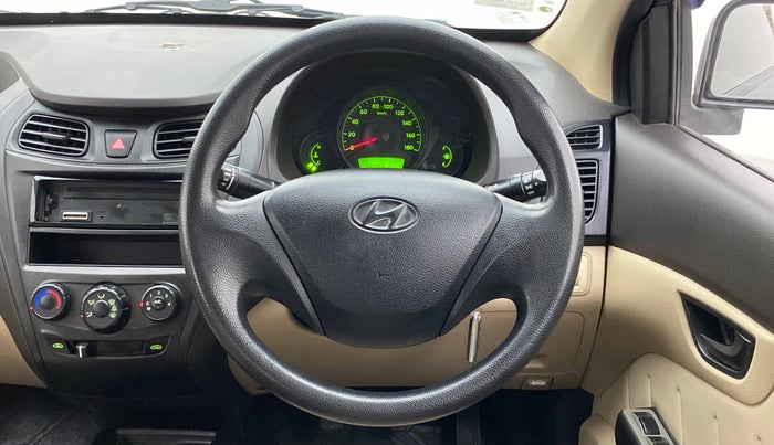 2014 Hyundai Eon D LITE PLUS, Petrol, Manual, 52,656 km, Steering Wheel Close Up