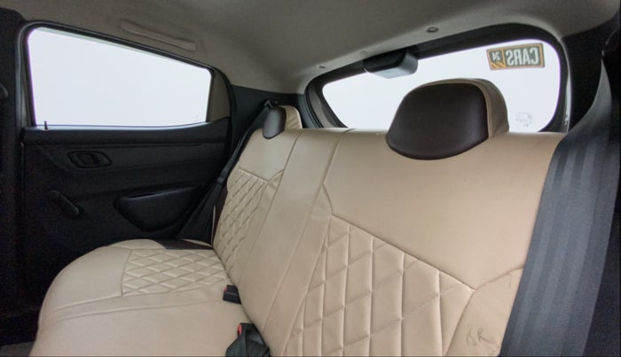 2016 Renault Kwid RXT 1.0, Petrol, Manual, 32,720 km, Right Side Rear Door Cabin