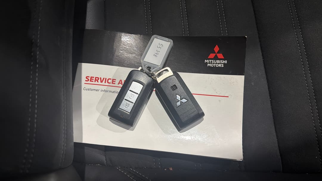 2019 Mitsubishi Outlander Ls 7 Seat (2WD), Automatic, 81336 km, Key Close-up