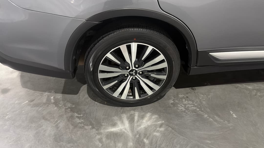 2019 Mitsubishi Outlander Ls 7 Seat (2WD), Automatic, 81336 km, Right Rear Wheel