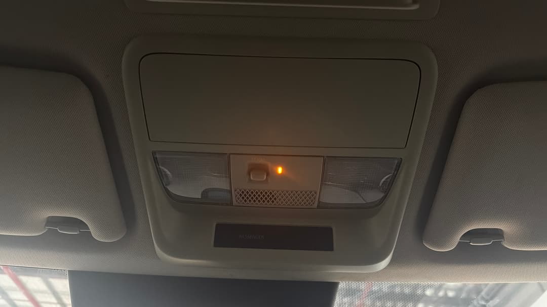 2019 Mitsubishi Outlander Ls 7 Seat (2WD), Automatic, 81336 km, On-Roof Controls/Sunglass holder