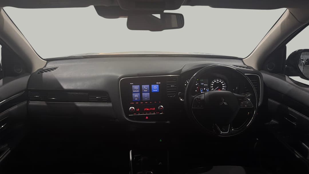 2019 Mitsubishi Outlander Ls 7 Seat (2WD), Automatic, 81336 km, Dashboard View