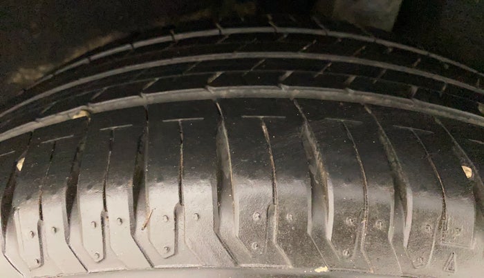 2016 Maruti Baleno ALPHA DIESEL 1.3, Diesel, Manual, 89,837 km, Left Rear Tyre Tread