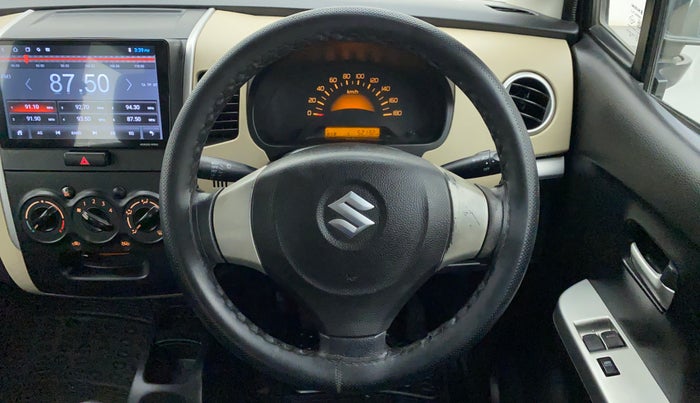 2017 Maruti Wagon R 1.0 LXI CNG, CNG, Manual, 52,191 km, Steering Wheel Close Up