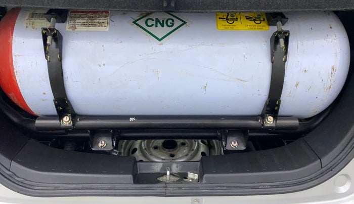 2017 Maruti Wagon R 1.0 LXI CNG, CNG, Manual, 52,191 km, Boot Inside