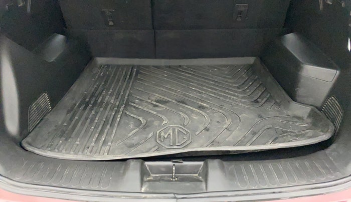 2019 MG HECTOR SHARP 2.0 DIESEL, Diesel, Manual, 33,073 km, Boot Inside