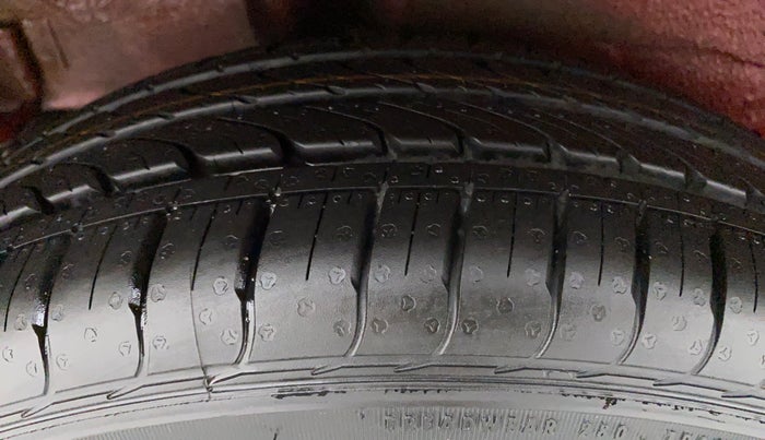 2017 Maruti Celerio ZXI AMT, Petrol, Automatic, 53,003 km, Right Rear Tyre Tread