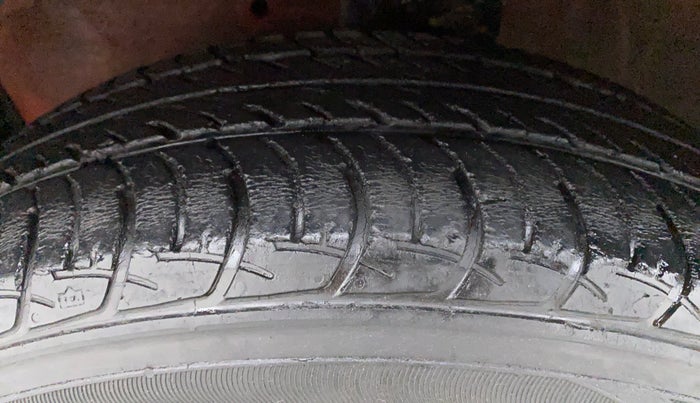 2017 Maruti Celerio ZXI AMT, Petrol, Automatic, 53,003 km, Left Front Tyre Tread