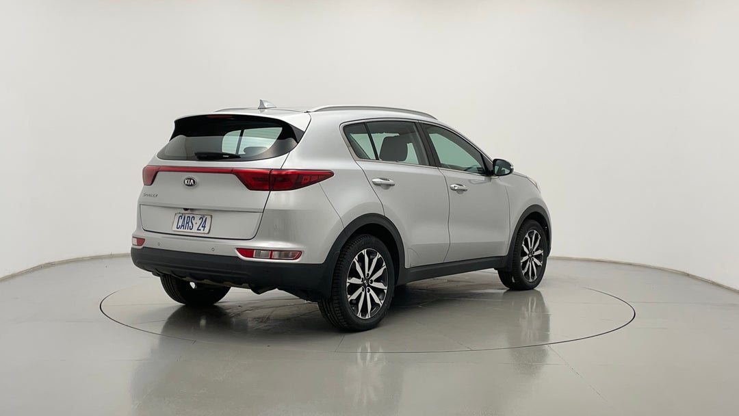 Right Back Diagonal (45- Degree) View