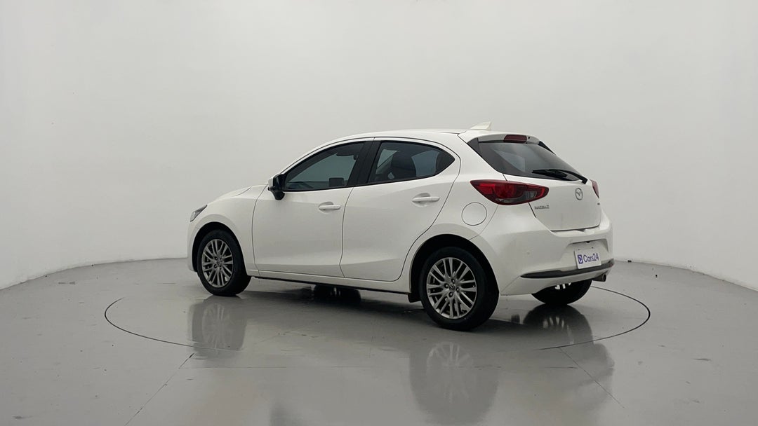 Left Back Diagonal (45- Degree) View