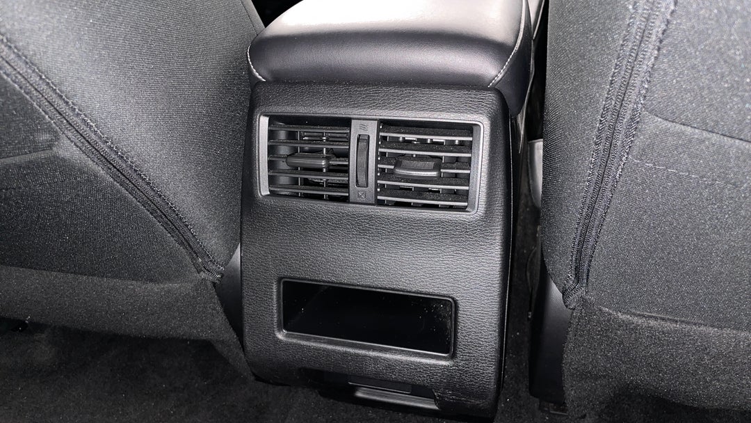 2024 Mitsubishi Outlander Es 7 Seat (2WD), Automatic, 26916 km, Rear A/C Vent