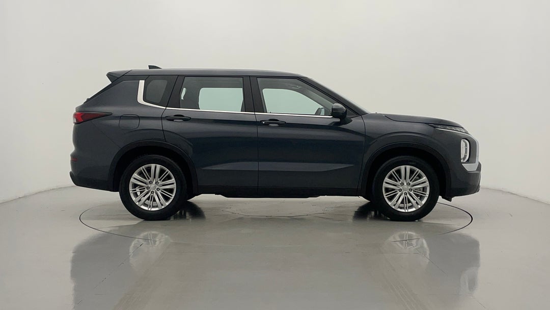 2024 Mitsubishi Outlander Es 7 Seat (2WD), Automatic, 26916 km, Right Side View