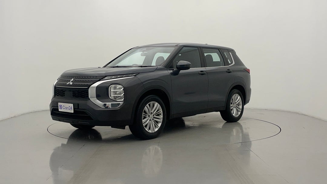 2024 Mitsubishi Outlander Es 7 Seat (2WD), Automatic, 26916 km, Left Front Diagonal (45- Degree) View