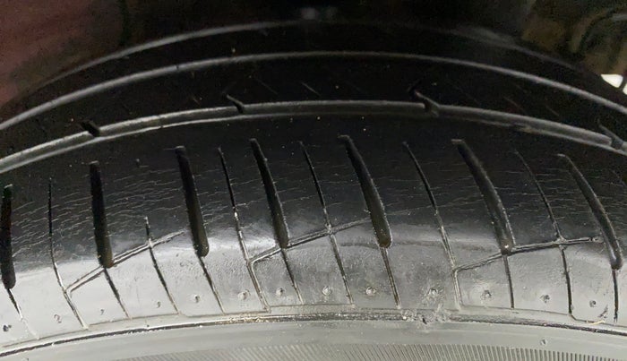 2018 Hyundai Grand i10 ASTA 1.2 KAPPA VTVT, Petrol, Manual, 30,181 km, Left Rear Tyre Tread