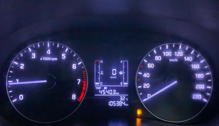 2017 Hyundai Creta SX PLUS 1.6 PETROL, Petrol, Manual, 1,05,384 km, Odometer Image
