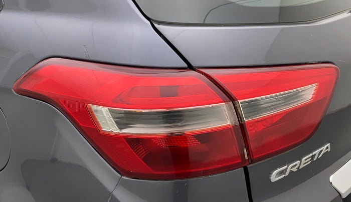 2017 Hyundai Creta SX PLUS 1.6 PETROL, Petrol, Manual, 1,05,384 km, Left tail light - < 2 inches,no. = 2