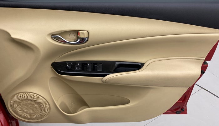 2018 Toyota YARIS VX CVT, Petrol, Automatic, 52,051 km, Driver Side Door Panels Control