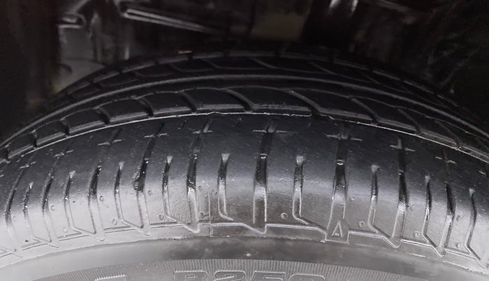 2018 Toyota YARIS VX CVT, Petrol, Automatic, 52,051 km, Left Front Tyre Tread