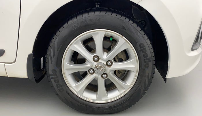2015 Hyundai Grand i10 ASTA 1.1 CRDI, Diesel, Manual, 1,21,650 km, Right Front Wheel