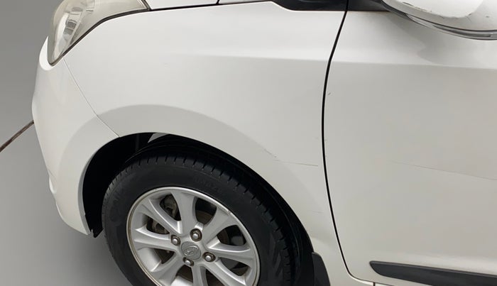 2015 Hyundai Grand i10 ASTA 1.1 CRDI, Diesel, Manual, 1,21,650 km, Left fender - Minor scratches