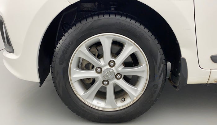 2015 Hyundai Grand i10 ASTA 1.1 CRDI, Diesel, Manual, 1,21,650 km, Left Front Wheel