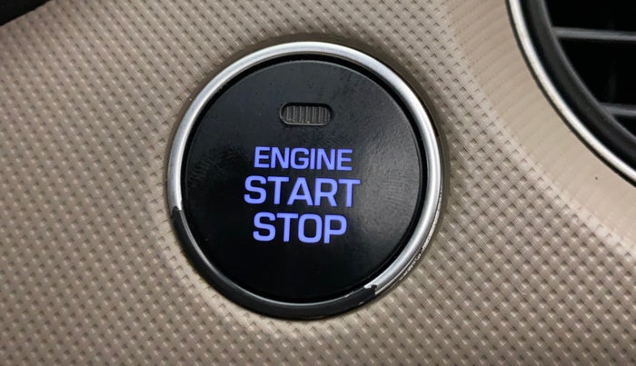2015 Hyundai Grand i10 ASTA 1.1 CRDI, Diesel, Manual, 1,21,650 km, Keyless Start/ Stop Button