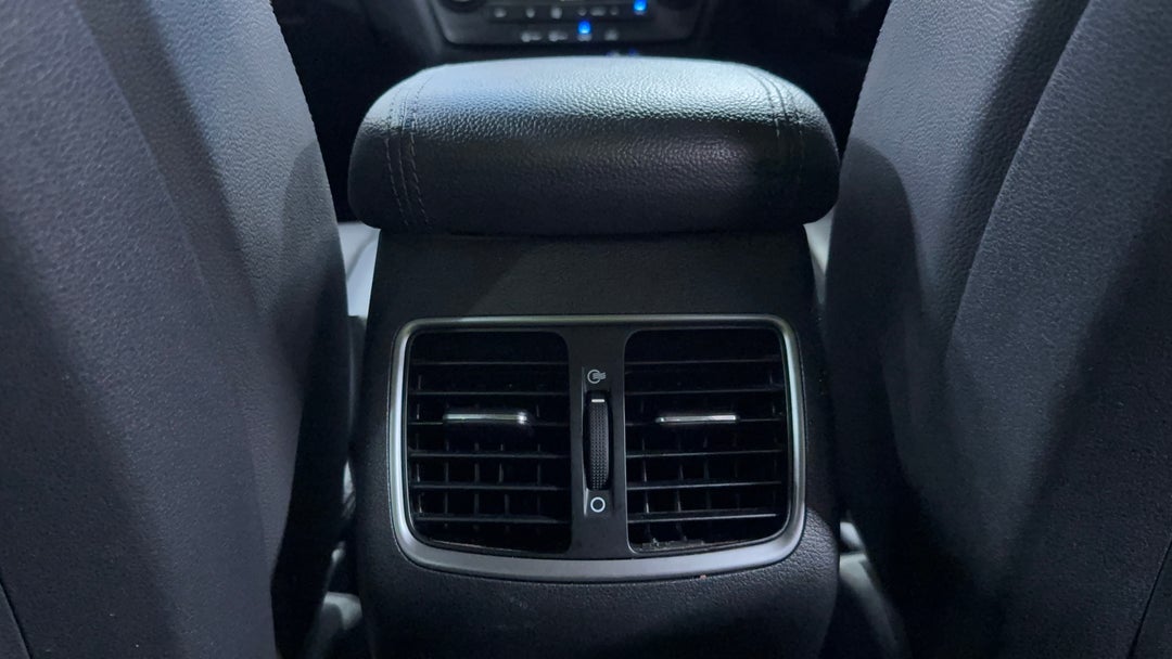 2018 Hyundai Tucson Elite Crdi (awd), Automatic, 112840 km, Rear A/C Vent