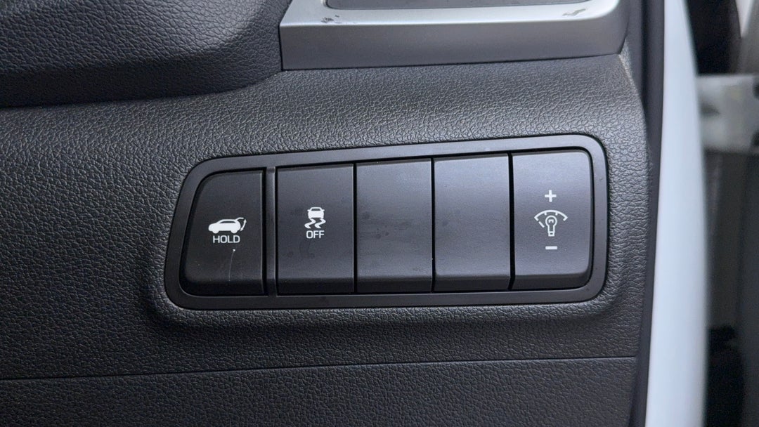 2018 Hyundai Tucson Elite Crdi (awd), Automatic, 112840 km, Utility Switches/Buttons