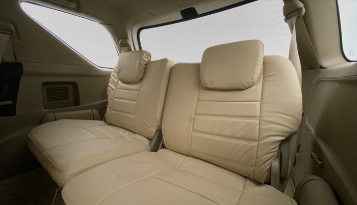 2014 Toyota Fortuner SPORTIVO 4X2 MT, Diesel, Manual, Third Seat Row ( optional )