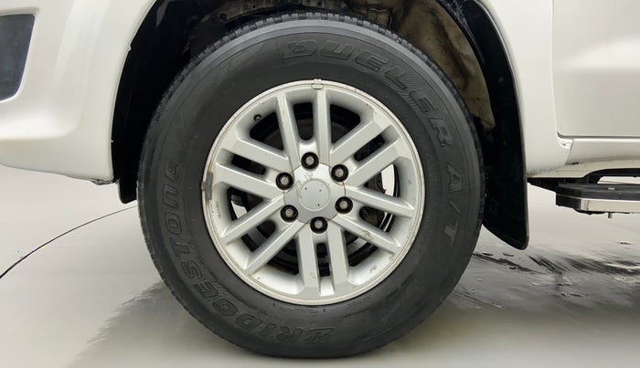 2014 Toyota Fortuner SPORTIVO 4X2 MT, Diesel, Manual, Left Front Wheel