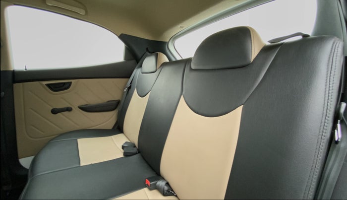 2018 Hyundai Eon MAGNA PLUS, Petrol, Manual, 9,154 km, Right Side Rear Door Cabin