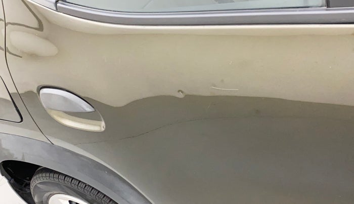2016 Renault Kwid RXT 0.8, Petrol, Manual, 24,300 km, Right rear door - Slightly dented