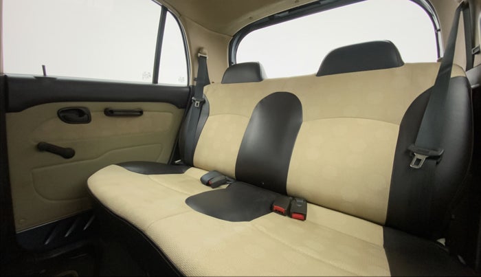 2010 Hyundai Santro Xing GLS, Petrol, Manual, 20,245 km, Right Side Rear Door Cabin