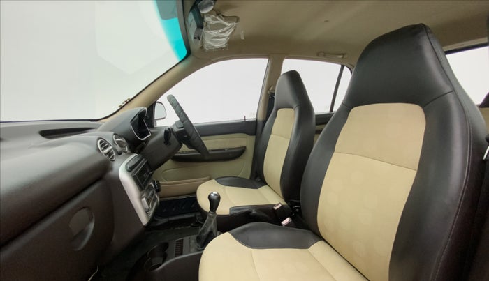2010 Hyundai Santro Xing GLS, Petrol, Manual, 20,245 km, Right Side Front Door Cabin