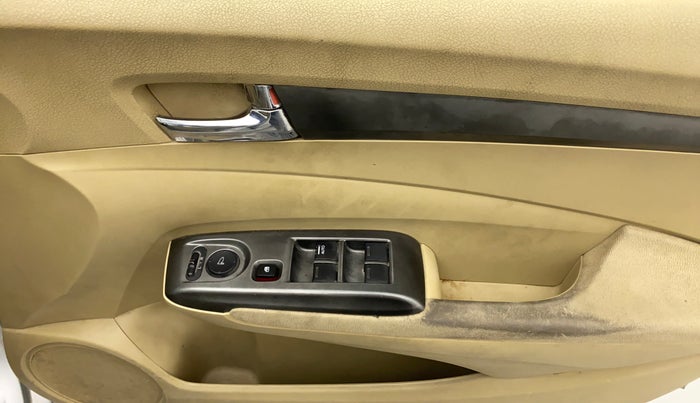 2012 Honda City 1.5L I-VTEC V MT, Petrol, Manual, 84,108 km, Right front window switch / handle - Child Lock not working for windows