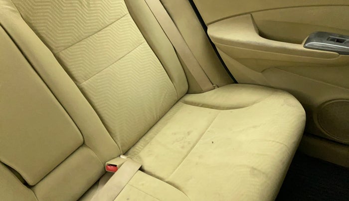 2012 Honda City 1.5L I-VTEC V MT, Petrol, Manual, 84,108 km, Second-row left seat - Cover slightly stained
