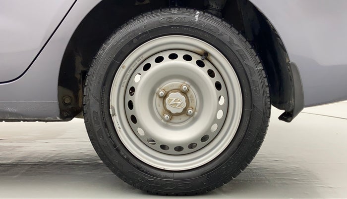 2017 Hyundai Xcent E 1.2 VTVT, Petrol, Manual, 27,905 km, Left Rear Wheel