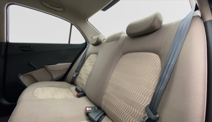 2017 Hyundai Xcent E 1.2 VTVT, Petrol, Manual, 27,905 km, Right Side Rear Door Cabin