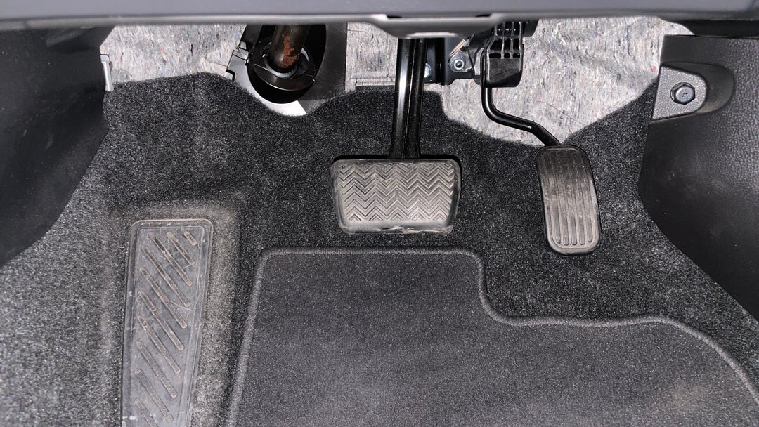 2021 Toyota Corolla Ascent Sport Hybrid, Automatic, 14957 km, Pedals and Footmat