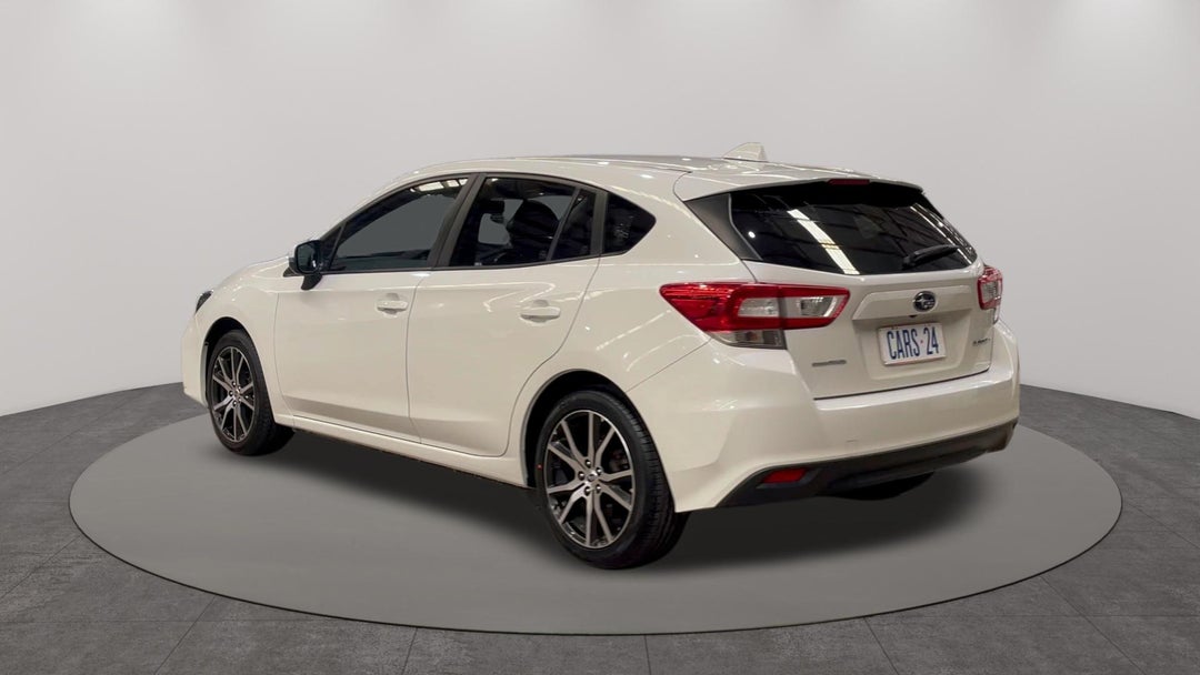 Left Back Diagonal (45- Degree) View