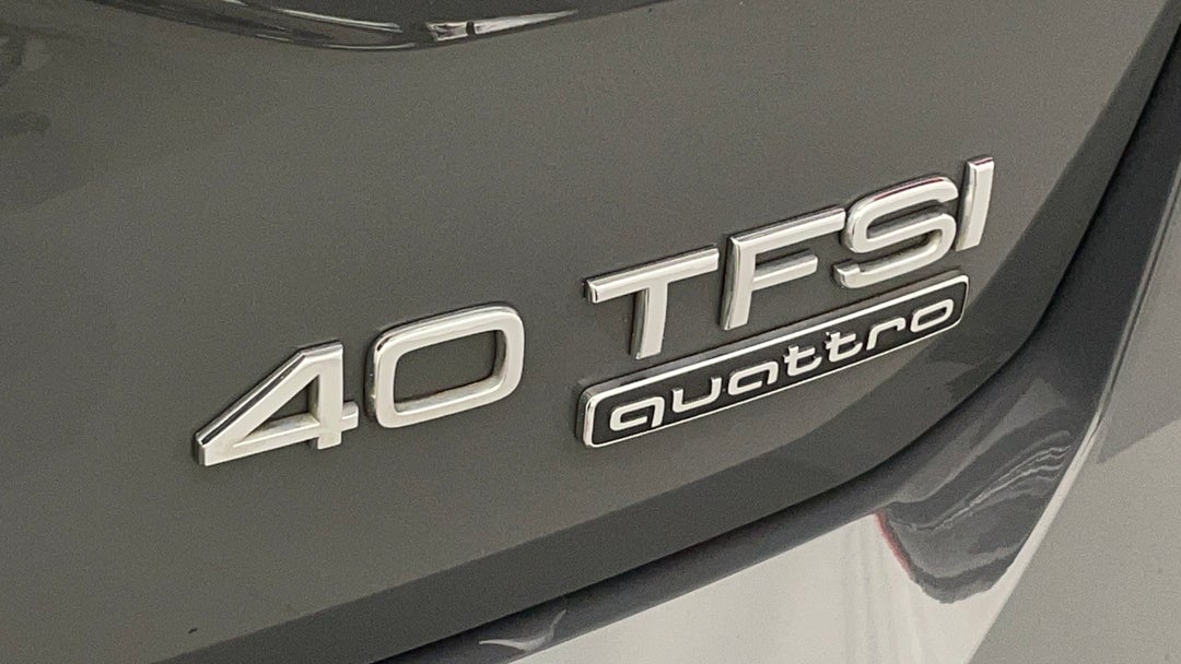 Badge (Boot Right Side)