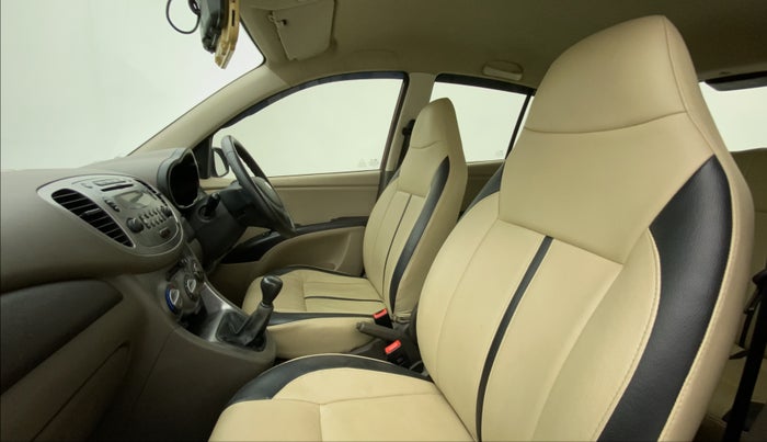2015 Hyundai i10 SPORTZ 1.1 IRDE2, Petrol, Manual, 54,886 km, Right Side Front Door Cabin