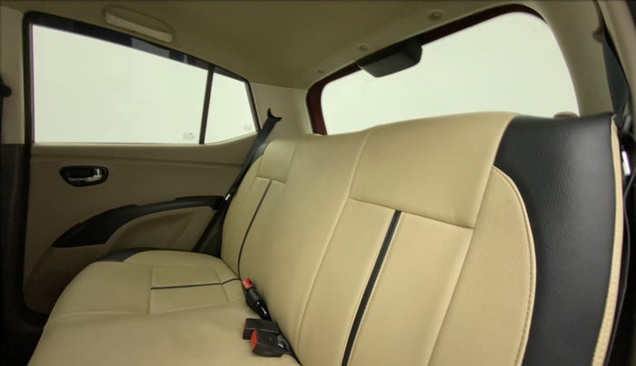 2015 Hyundai i10 SPORTZ 1.1 IRDE2, Petrol, Manual, 54,886 km, Right Side Rear Door Cabin