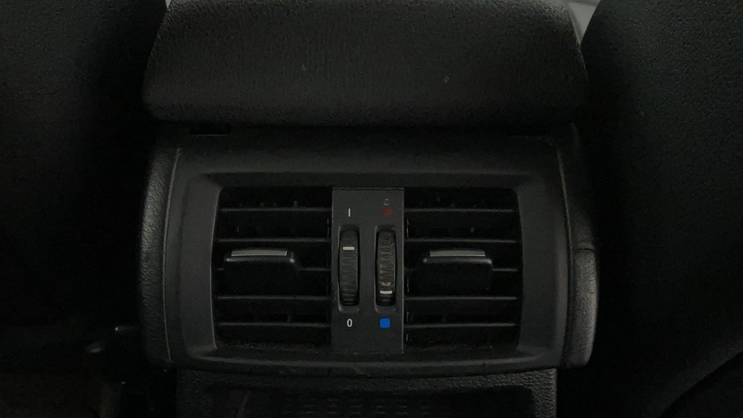 2017 BMW X3 Xdrive 20i, Automatic, 94859 km, Rear A/C Vent