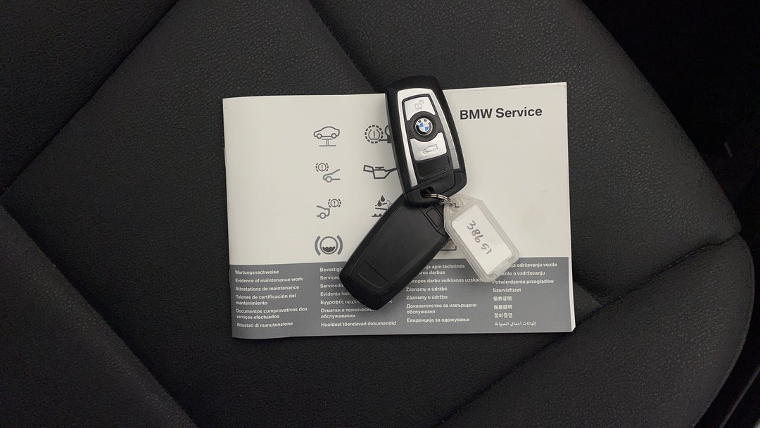 2017 BMW X3 Xdrive 20i, Automatic, 94859 km, Key Close-up