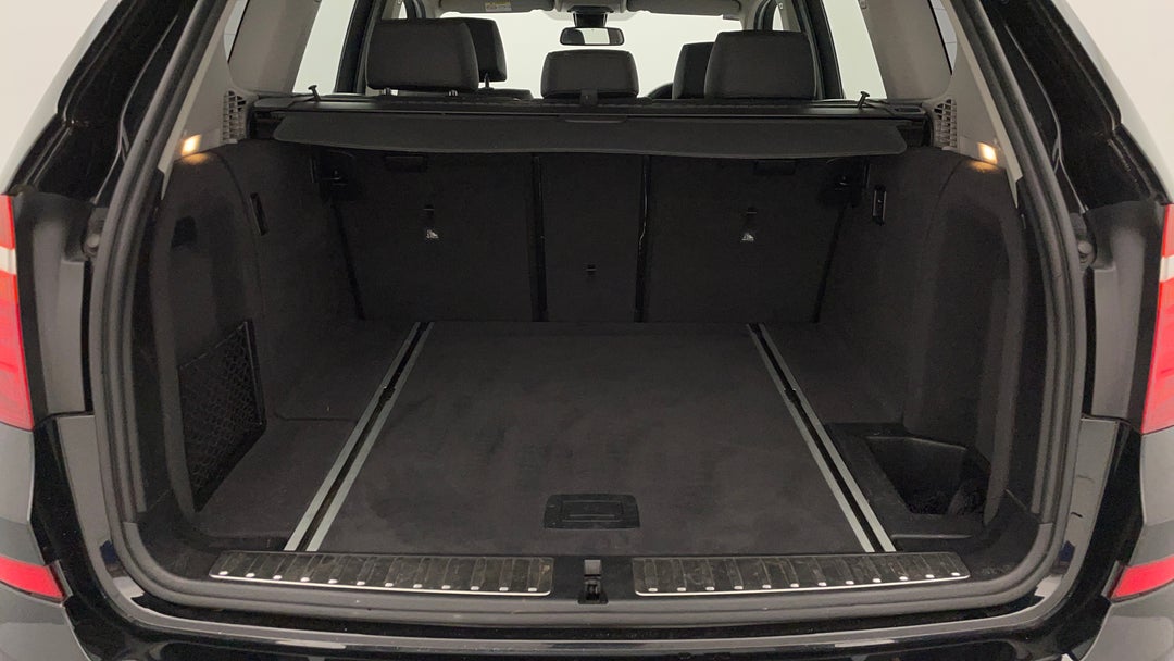 2017 BMW X3 Xdrive 20i, Automatic, 94859 km, Boot Inside View