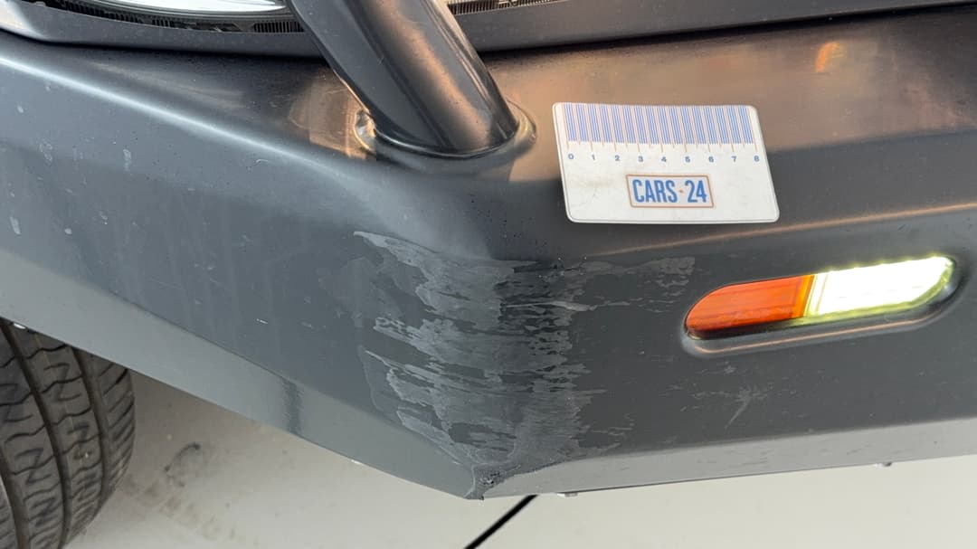 2019 Toyota Hilux Workmate, Manual, 44618 km, Bumper Front Scratch
