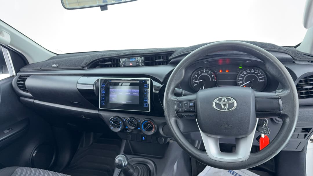 2019 Toyota Hilux Workmate, Manual, 44618 km, Dashboard View