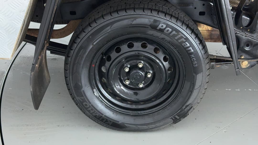 2019 Toyota Hilux Workmate, Manual, 44618 km, Right Rear Wheel