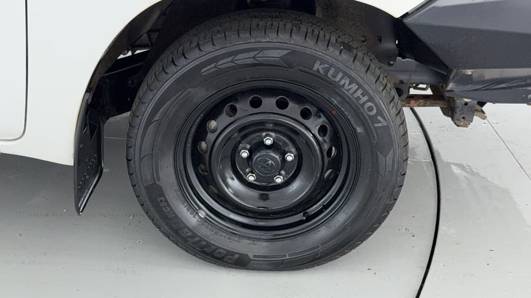 2019 Toyota Hilux Workmate, Manual, 44618 km, Right Front Wheel